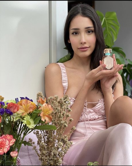 Zion Moreno erotische nackte bilder