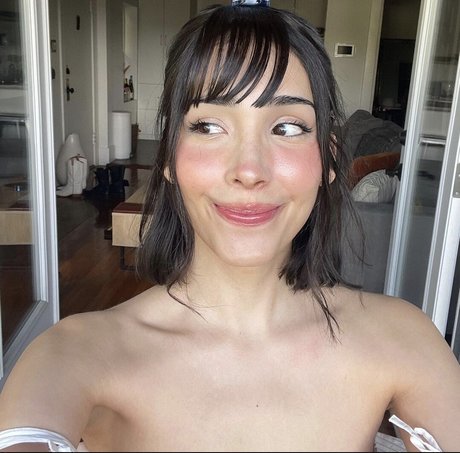 Zion Moreno schauspielerin nacktheit bilder