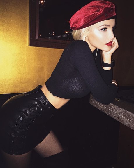 Jean Watts hd porno galerie