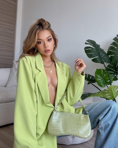 Sangyay Chen kostenlose nackten bilder