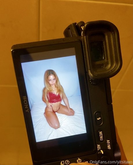 Yitsitaxo exklusive kunst galerie