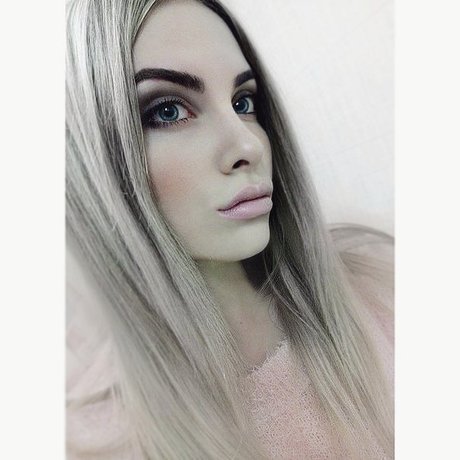 Iva Kivock exklusive nackten galerie