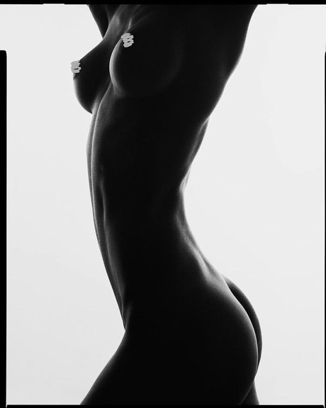 Scarlett Rose Leithold hd erotische bilder