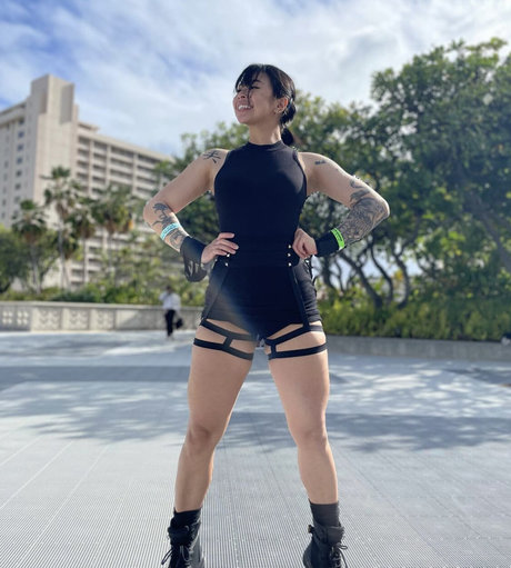 monstertitten onlyfans schöne bilder