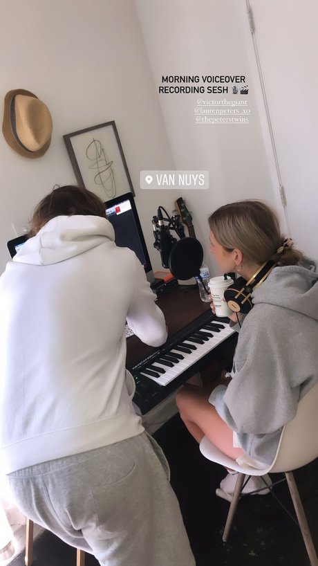 Peterstwins_ model akt bild