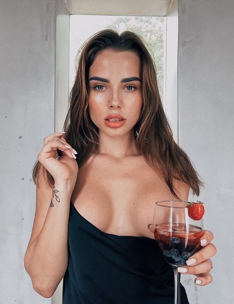 Starla Love top hübsche bild