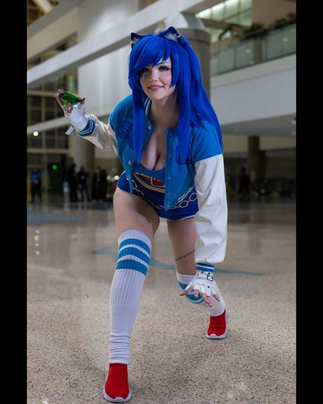 _Succubus Sushi top akt foto