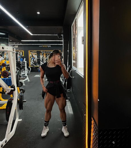 Karina Cruz nackten archiv