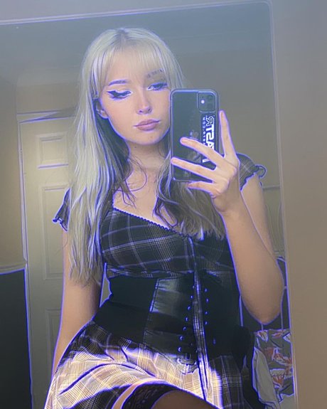 Millie Wild_ model pornografische galerie