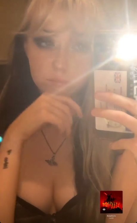 Millie Wild_ model nackten foto