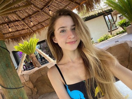 Knights Ry pornostar hd fotos