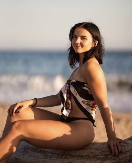 Sydona t nacktheit hd bilder