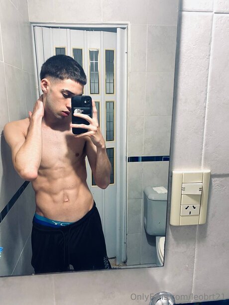 Leobrt21 kostenlose nackt foto