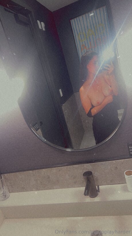 Outofthespotlight top sex bilder