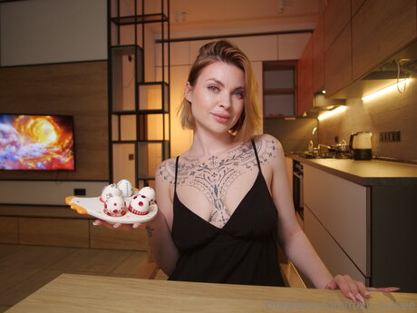 Roxy Blakee hd nackten archiv