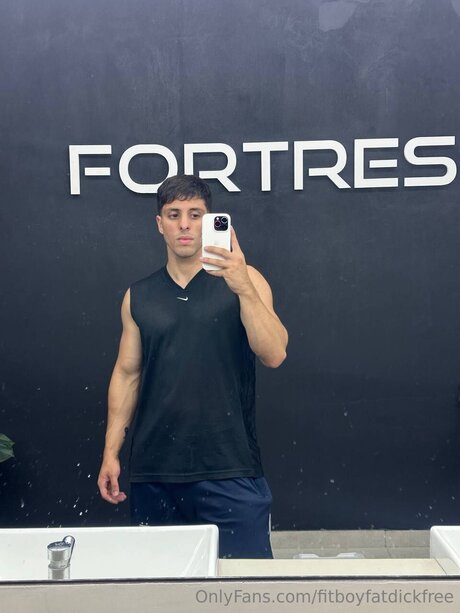 Fitboyfatdickfree Profilbild