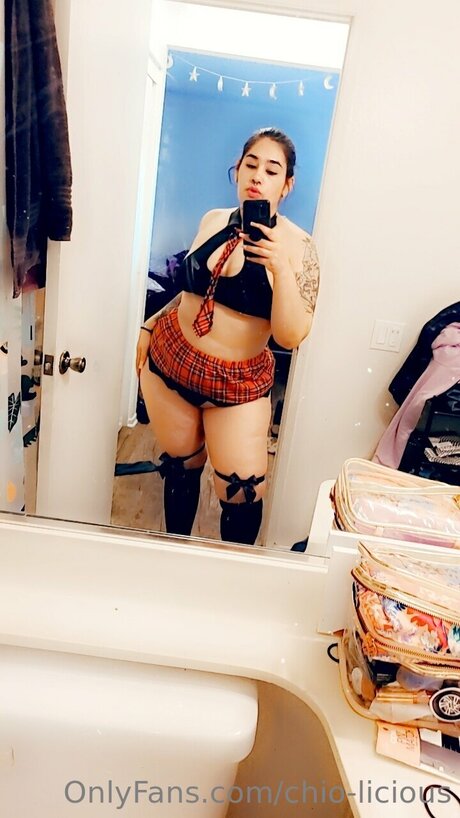 Chio Licious xxx schöne archiv