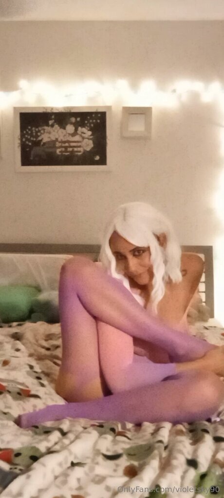 Violetsky90 schauspielerin akt galerien