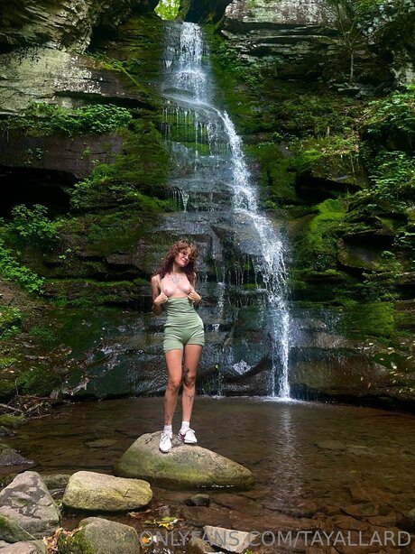 Tayallard schauspielerin beste galerien