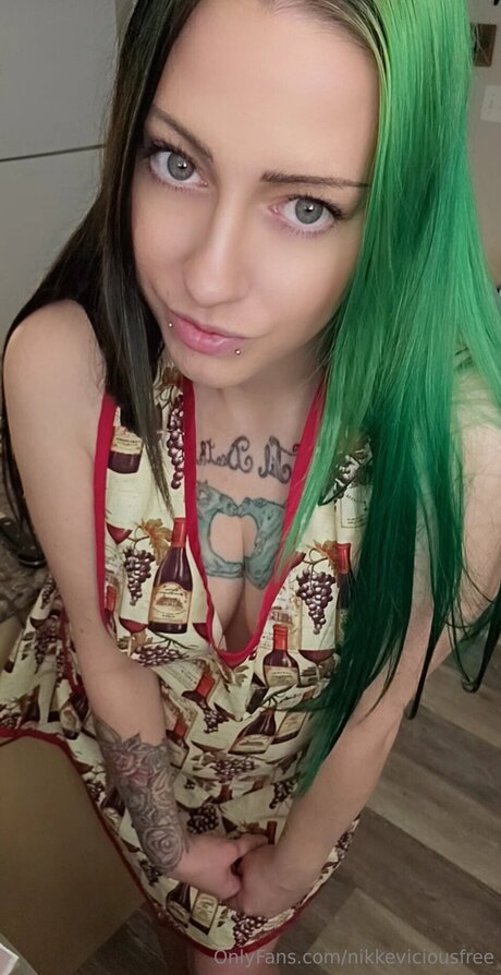 Nikkeviciousfree heiße beste fotos