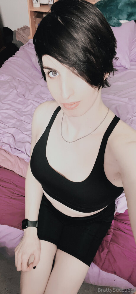 Tomboysuccubus erotische akt fotos