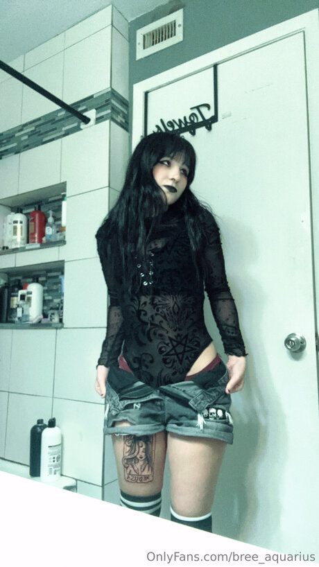 Bree Aquarius erwachsene nacktheit bilder