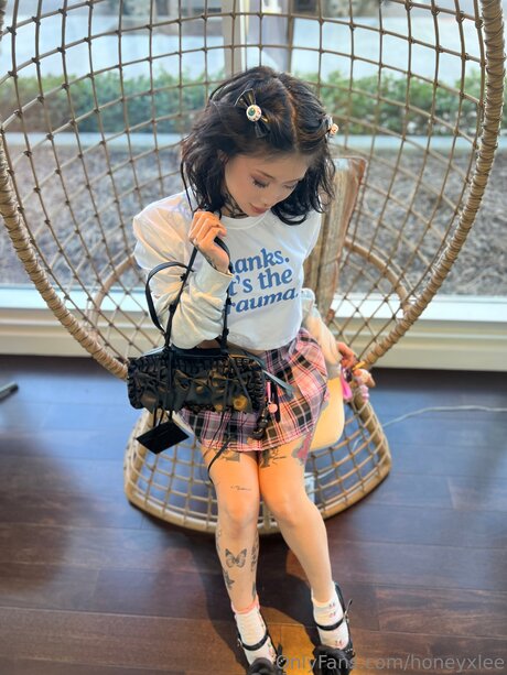 Fantomhoneyxlee erotische nackt galerien