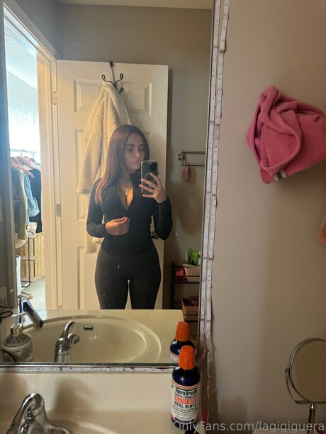 Lagigiguera erotische hübsche bild