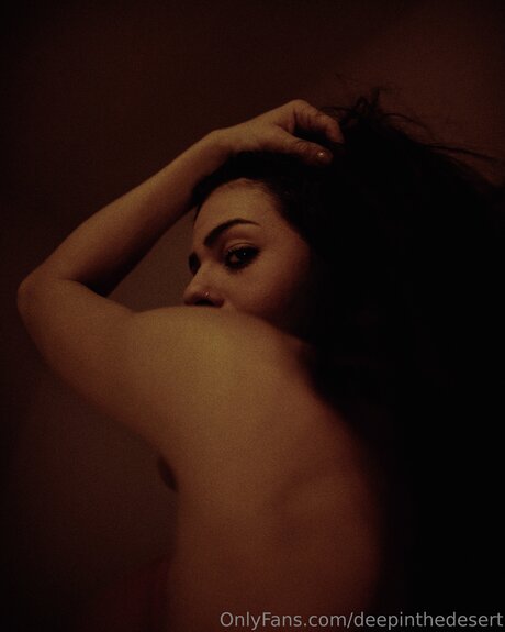 Deepinthedesert heiße top galerie