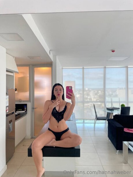 Hannahweber hd porno galerien