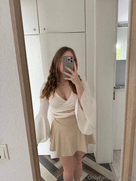 X Aia kunst heiße bild