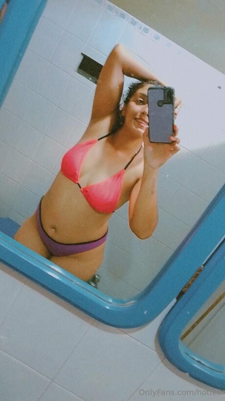 Hotivii exklusive nackte bilder