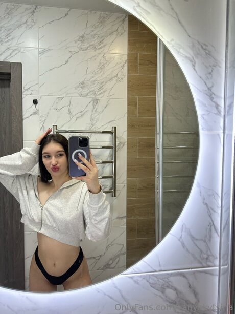 Vanyakytsina top hd foto