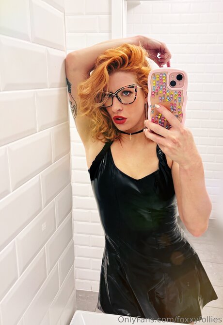 Foxxyfollies nackt nette fotos