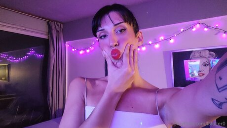 Lalucer0 top akt fotos