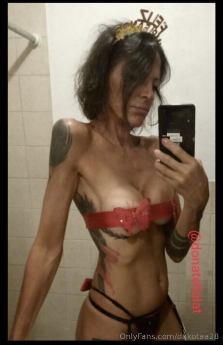 Dakotaa28 erwachsene akt foto