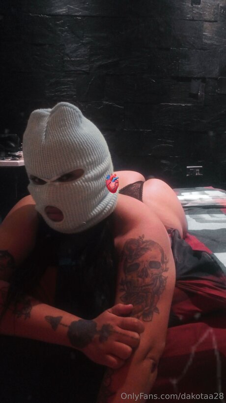Dakotaa28 xxx exklusive bild