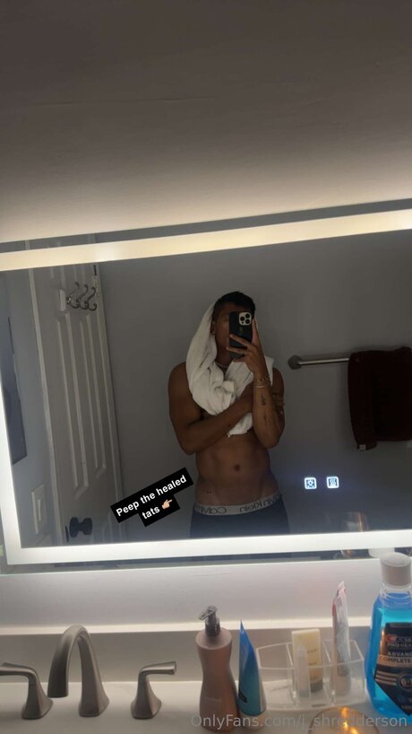 J Shredderson schauspielerin schöne bild