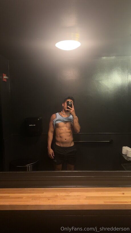J Shredderson nackt kunst foto