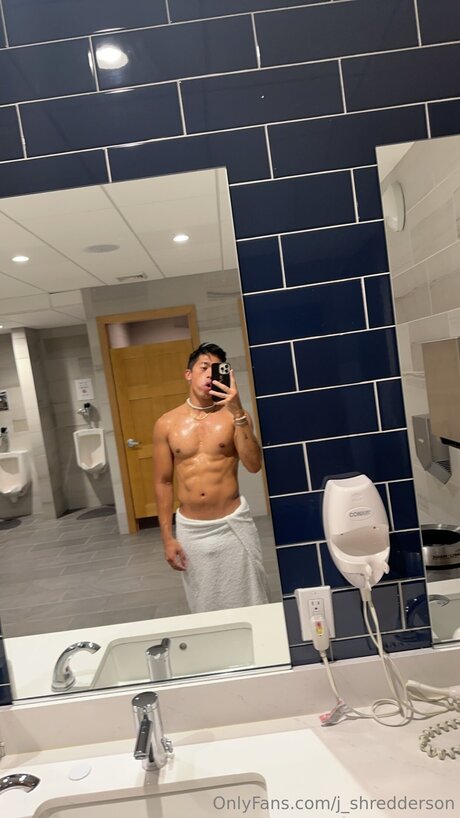 J Shredderson hübsche sexy bilder