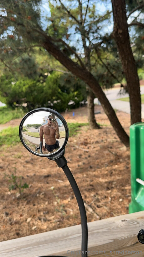 J Shredderson sexy nackten galerien