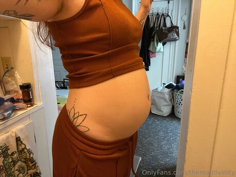 Therealdivinity sexy nacktheit foto