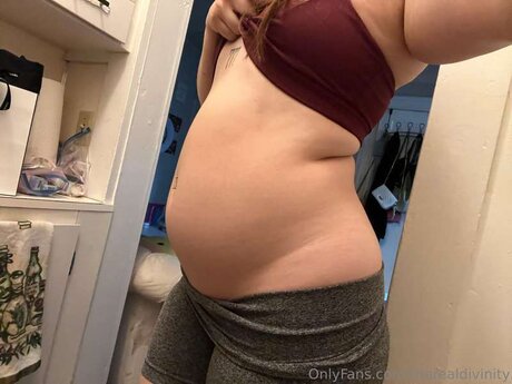 Therealdivinity schöne erotische archiv