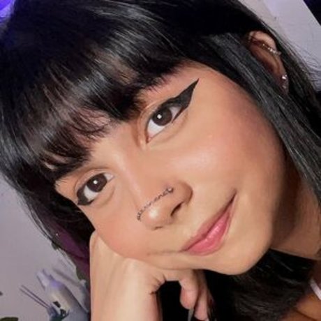 Skyle Cherry xxx schöne galerie