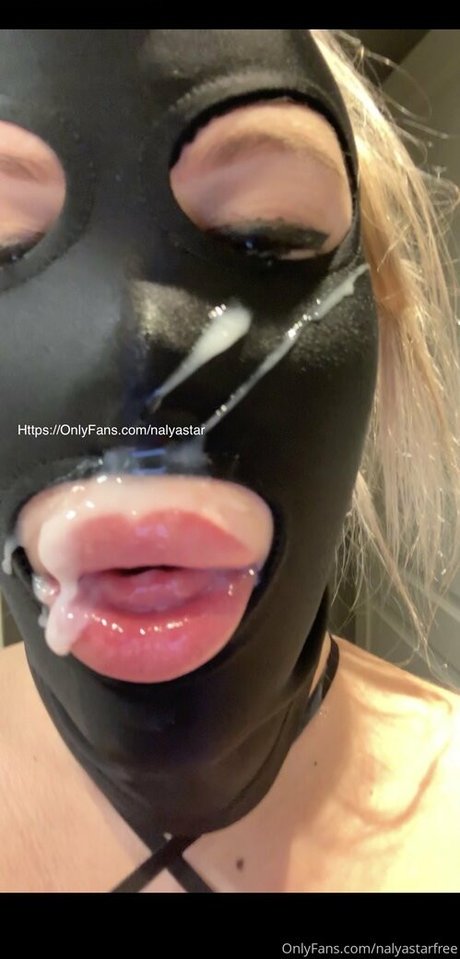 nalyastarfree erotische kunst galerie