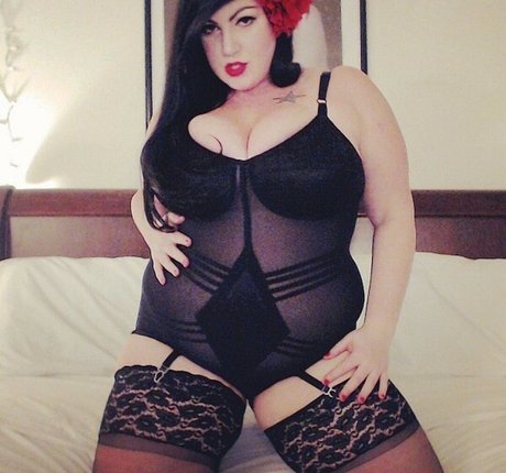 ShellyGreyBBW heiße erotische fotos