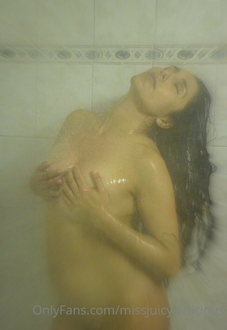 ladyjuicybrunette freie schöne bilder