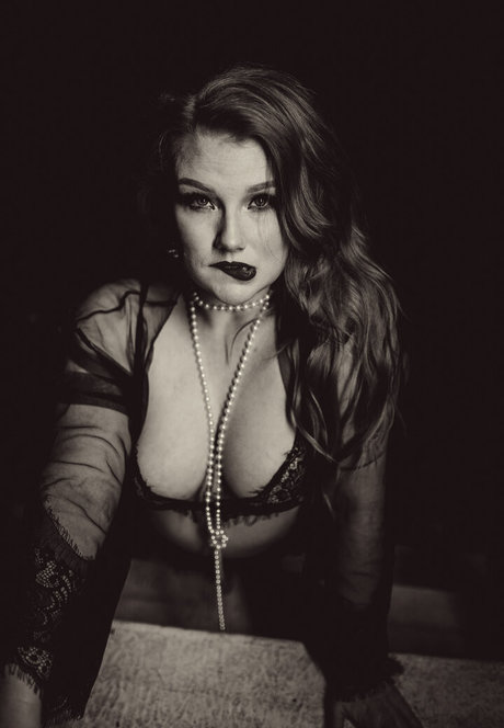 Blueeyedmelody erwachsene pornografische bilder