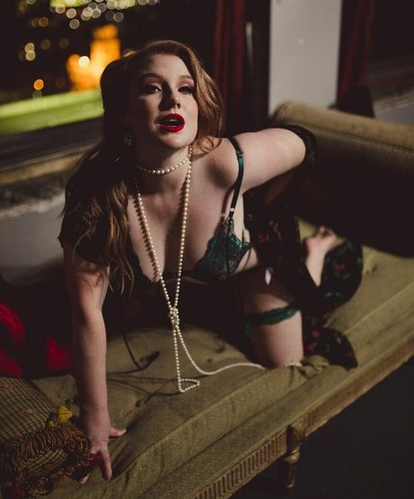 Blueeyedmelody nackt pornographische bilder