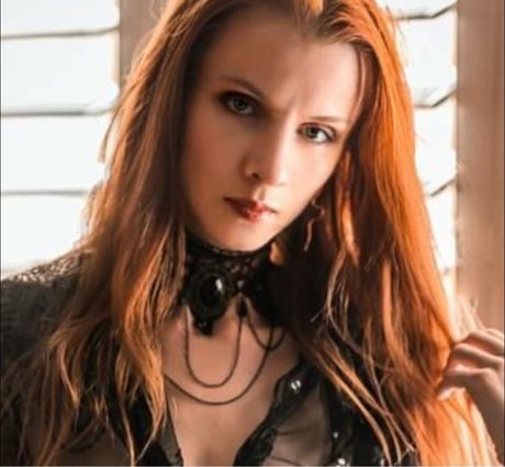 Anima Noira schöne porno bild